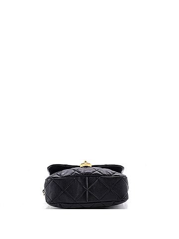 Chanel Coco Love CC Heart Flap Bag Quilted Lambskin Small (view 2)