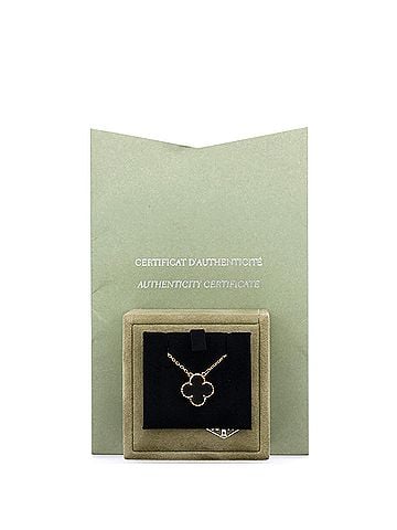 Van Cleef & Arpels Vintage Alhambra Pendant Necklace 18K Yellow Gold and Onyx (view 2)
