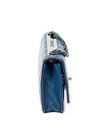 Chanel Trendy Wallet on Chain (view 2)