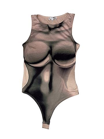Fashion Nova Sleeveless T-Shirt (view 2)