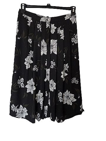 Banana Republic Casual Skirt (view 1)