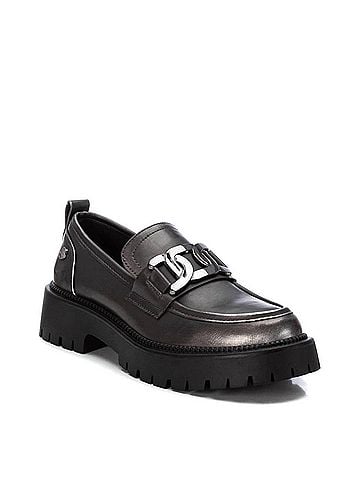 XTI Women's 143291 Round Toe Shoes in Plumb (view 2)