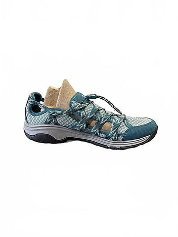 Chaco Women's Outcross Evo 1.5 Water Shoe in Teal (view 1)