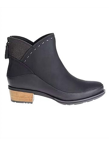 Chaco Women's Cataluna Mid Casual Boots in Black (view 1)