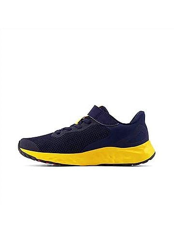 New Balance Preschool Fresh Foam Arishi V4 Bungee Running Shoe 2 Mo in Blue Red (view 2)