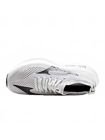 Mizuno Women's Neo Zen Shoe in Nimbus Cloud/Black (view 2)