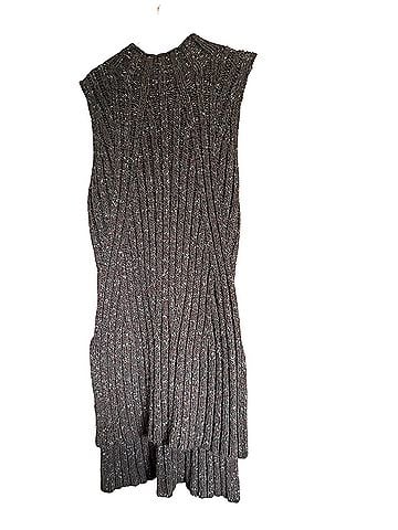 Mossimo Sleeveless Top (view 1)