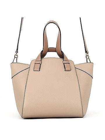 Loewe Loewe Hammock Nugget Leather Handbag A538H04X02 LOEWE 2-way Shoulder Bag (view 1)