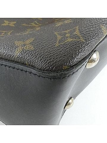 Louis Vuitton Louis Vuitton Monogram Macassar Davis M56708 Handbag (view 2)
