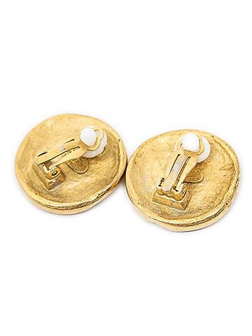 Chanel CC Round Clip On Earrings (view 2)
