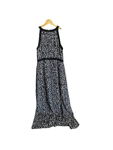 White House Black Market WHBM White House Black Market Printed Sleeveless Maxi Dress Casual Dress (view 2)