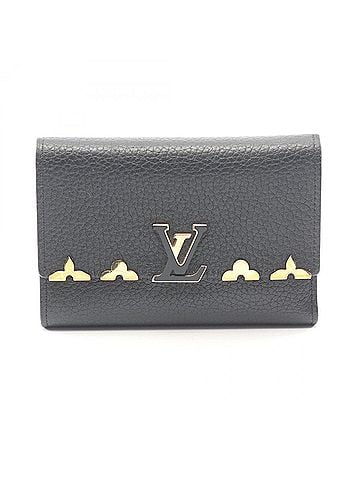 Louis Vuitton Louis Vuitton Portefeuille Capucines Compact Noir Tri-fold Wallet, Leather, Women's, Black, M67886 (view 1)