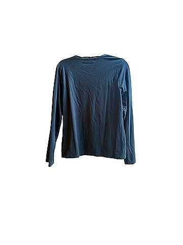 Liz Claiborne Long Sleeve T-Shirt (view 2)