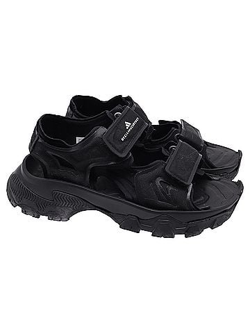 Stella McCartney Adidas by Stella McCartney Hika Outdoor Sandals in Black Synthetic (view 1)