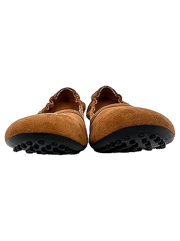 Tod's Tod's Golden-Ring Detail Ballet Flats in Brown Suede (view 2)