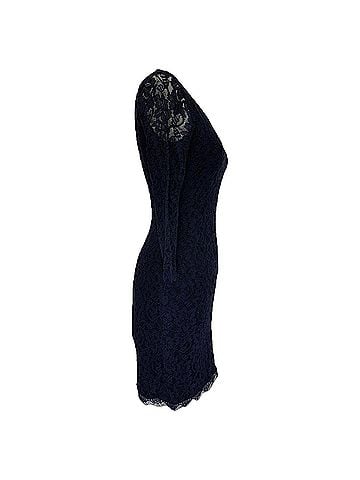 Diane von Furstenberg Diane von Furstenberg Sheath Lace Dress in Navy Blue Rayon (view 2)