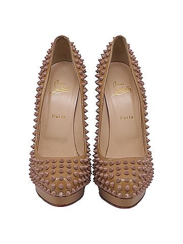 Christian Louboutin Christian Louboutin Alti Spiked Platform Pumps in Beige Patent Leather (view 2)