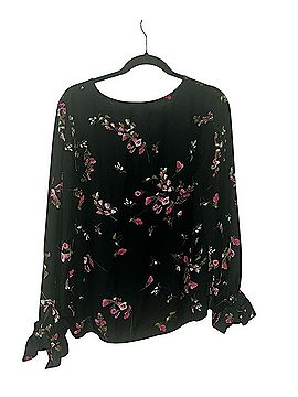 CeCe Long Sleeve T-Shirt (view 2)