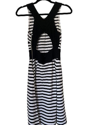 Banana Republic Casual Dress (view 2)