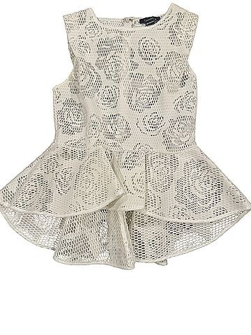 Gracia Sleeveless Blouse (view 1)