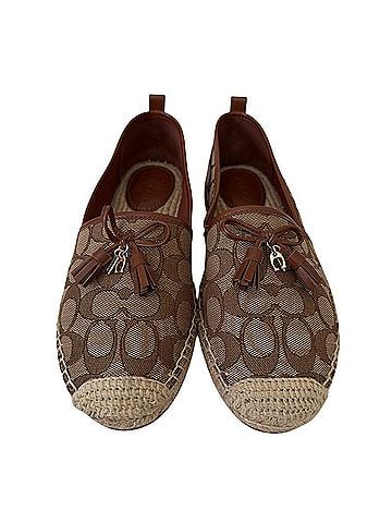 Coach Flats (view 1)
