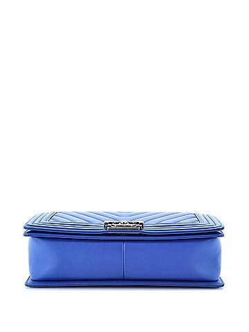 Chanel Boy New Medium (view 2)