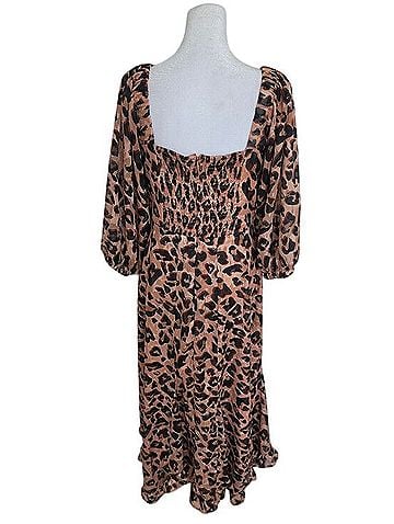 Hutch Twist Front Puff Sleeve Leopard Midi Dress Casual Dress (view 2)
