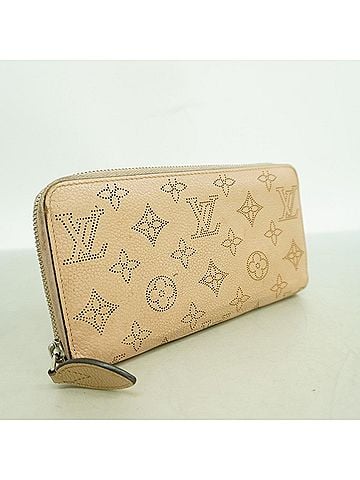 Louis Vuitton Louis Vuitton Mahina Zippy Wallet M61868 Magnolia Women's Long P3302561 (view 2)