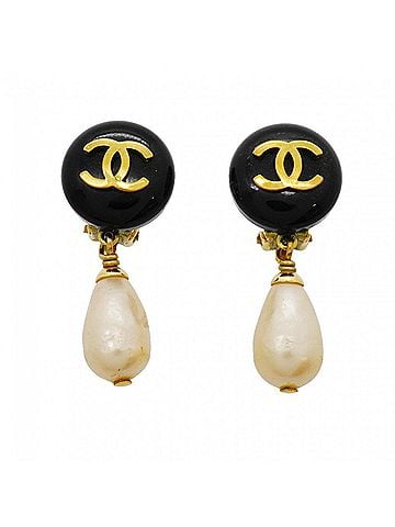 Chanel Chanel earrings, Coco Mark design, GP plated, faux pearl, gold, black, women's. (view 1)