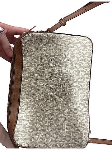 Michael Kors Leather Crossbody Bag (view 2)