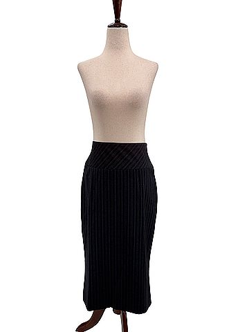 Carolina Herrera Wool Skirt (view 2)