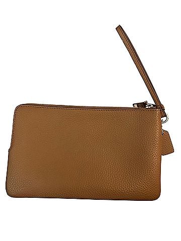 Coach Wristlet (view 2)