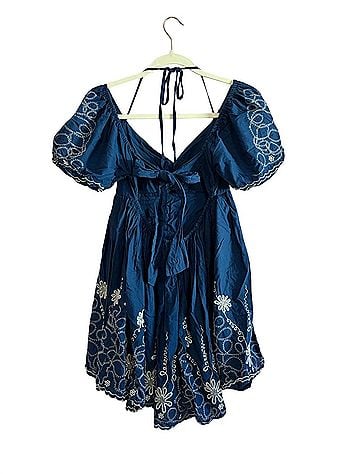 Urban Outfitters Casual Dress (view 2)