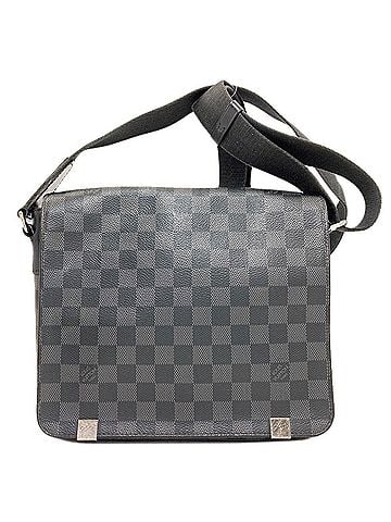 Louis Vuitton Louis Vuitton N41028 District PM Shoulder Bag, Damier Canvas, Men's LOUIS VUITTON (view 1)