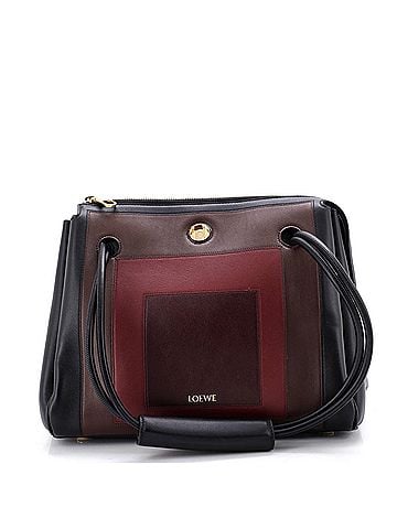 Loewe x Albers Madrid Shoulder Bag Leather Medium (view 1)