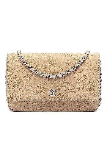 Chanel CC Lace Overlay Goatskin Wallet On Chain (view 1)