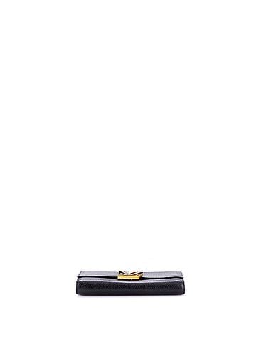Louis Vuitton Capucines Wallet Leather (view 2)