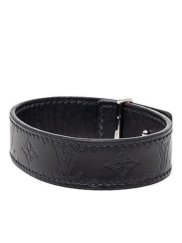 Louis Vuitton Louis Vuitton Monogram LV Slim Shadow Bracelet, Size 19, M4165, Black Leather, Women's. (view 2)