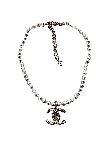 Chanel Chanel CC Embellished Pearl Necklace in Gold Strass (view 1)