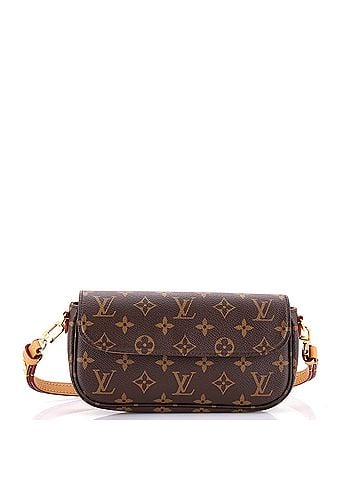 Louis Vuitton Ivy Wallet on Chain Monogram Canvas (view 1)