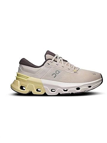On Women's Cloudflyer 5 Sneakers in Pearl/Hay (view 1)