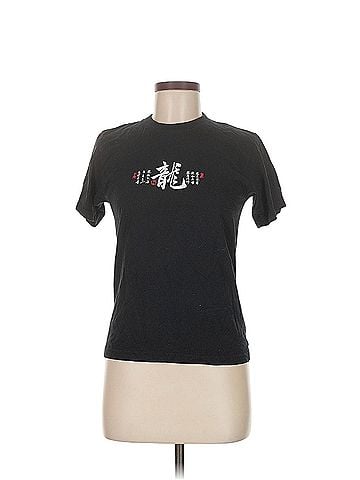 UT for Uniqlo T-Shirt (view 1)