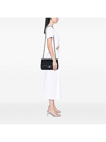 Chanel Jumbo Classic Patent Double Flap (view 2)
