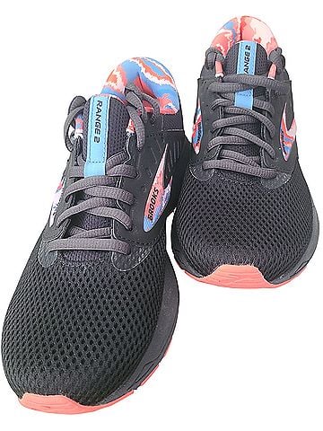 Brooks Brooks Sneakers (view 1)