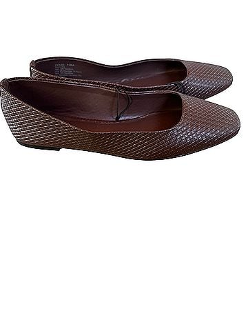 Aldo Flats (view 1)