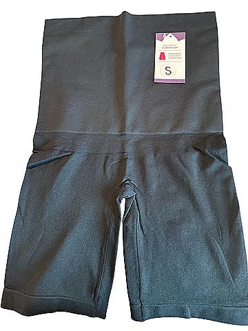 Empetua empetua Shorts (view 1)