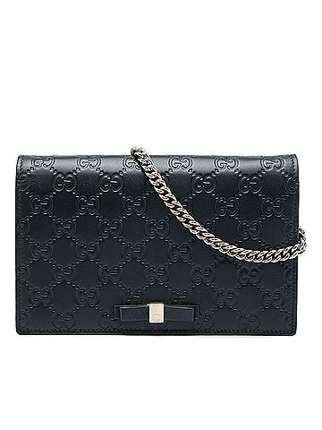 Gucci Mini Guccissima Bow Signature Wallet On Chain (view 1)