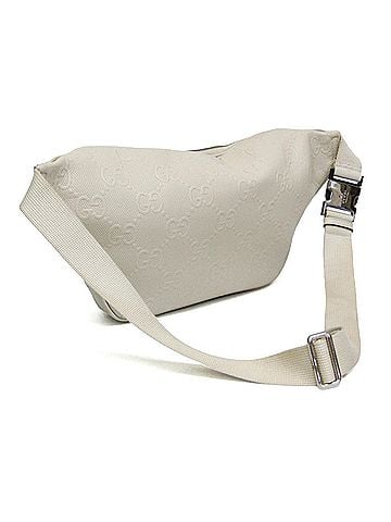 Gucci Gucci GG Embossed 645093 Men,Women Leather Fanny Pack,Sling Bag White (view 2)