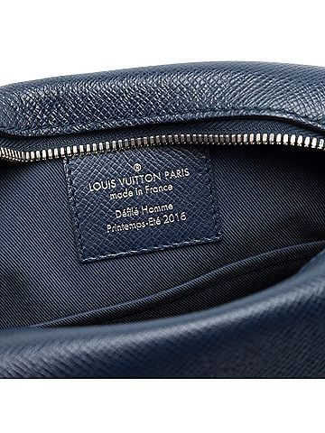 Louis Vuitton Taiga Nikolai Messenger (view 2)