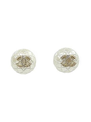 Chanel Chanel 86172 Earrings (view 1)